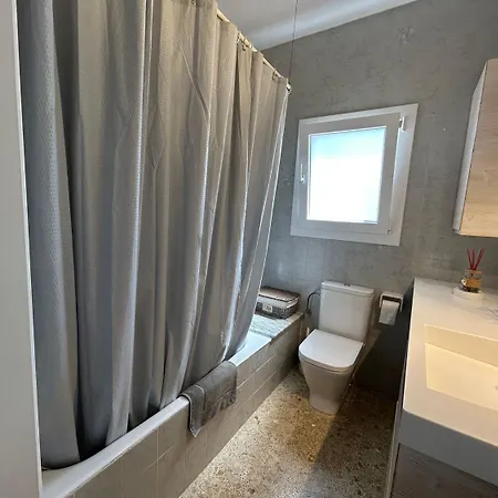 Feriehus Casa Normino Italy Port d'Addaia